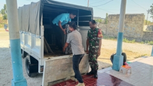 Babinsa Ba’a Dampingi Program Makan Bergizi Gratis untuk 3.065 Warga di Rote Ndao