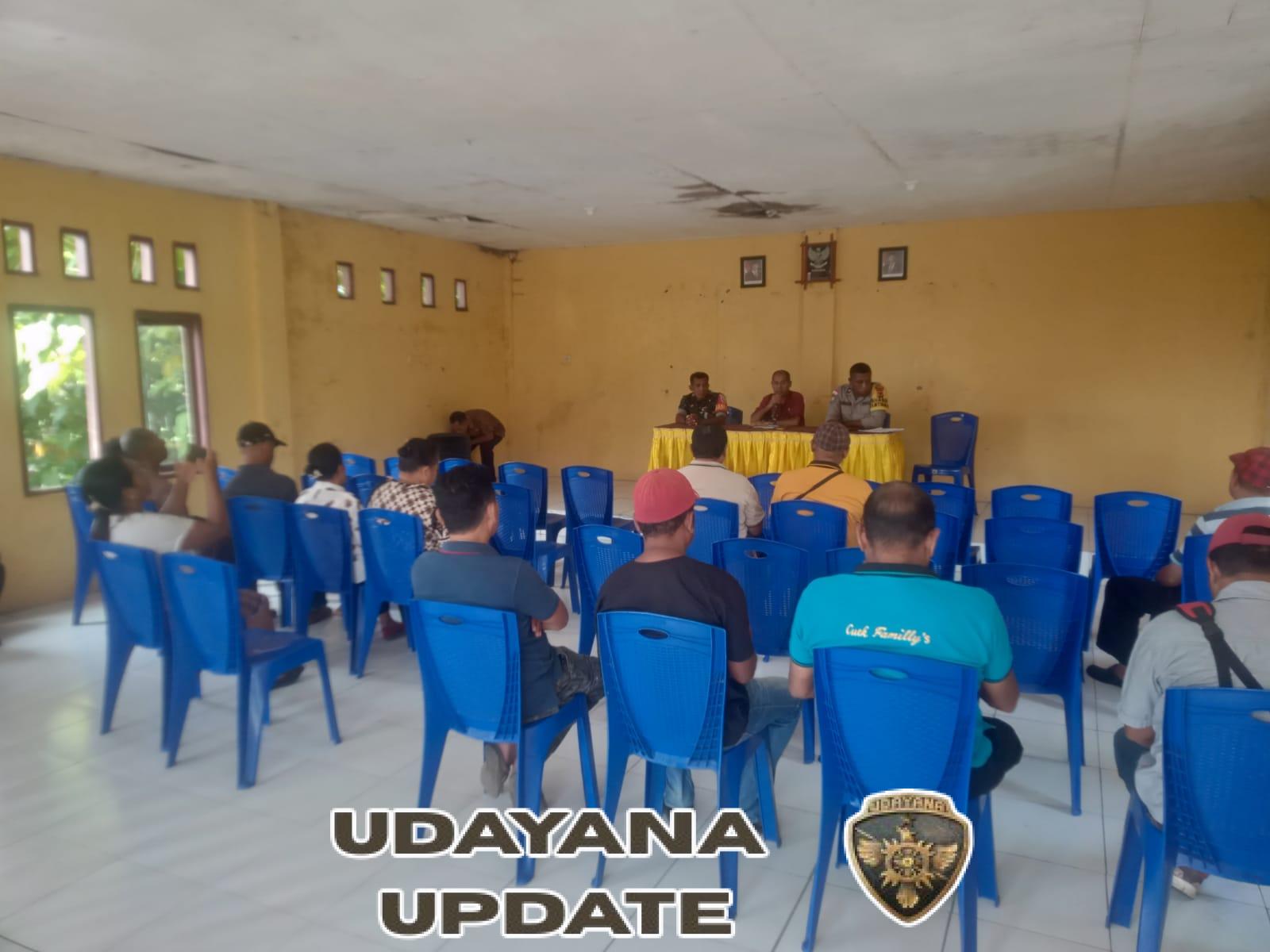 Babinsa Koramil 1602-01/Ende Tingkatkan Kamtibmas Lewat Komsos Bersama RT/RW Paupire