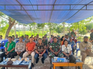 Kasdim 1601/Sumba Timur Ikuti Vidcon Peninjauan Program Pengairan Pertanian Bersama Kasad TNI AD