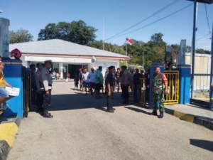 Koramil 1627-02 Pantai Baru Pastikan Keamanan Bongkar Muat KMP Kalibodri di Pelabuhan Fery