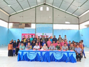 Babinsa Tatebal Dampingi Penyuluhan Bahaya Narkoba dan HIV/AIDS di Desa Tatebal