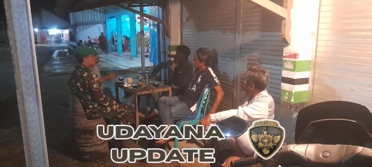 Babinsa Koramil 1628-03/Seteluk Laksanakan Patroli Malam Jaga Ketentraman Warga