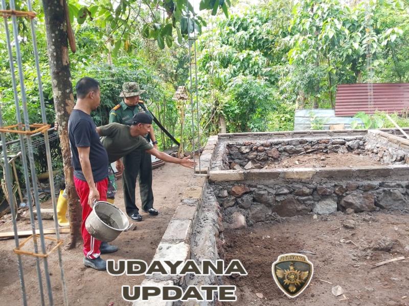 Wujud Kepedulian Sosial, Danramil Sawan Turun Langsung Dukung Bedah Rumah di Desa Jagaraga dan Sinabun