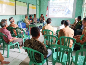 Babinsa Golo Manting Hadiri Sosialisasi E-RDKK Pupuk Bersubsidi Tahun 2026