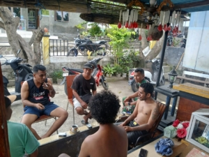 Babinsa Koramil 1602-01/Ende Perkuat Kemitraan dengan Warga Desa Jegharangga