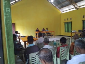 Transparansi APBDes Taloetan Dibahas Bersama Babinsa TNI