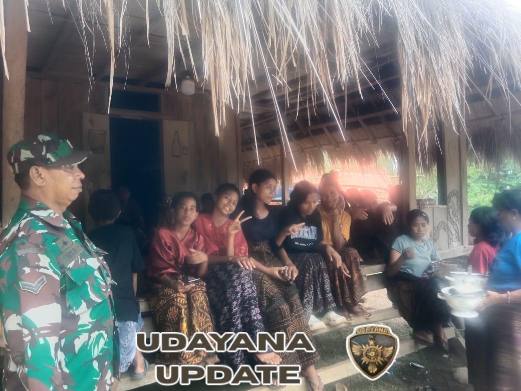 Babinsa Koramil 1602-04/Maurole Tingkatkan Kamtibmas di Desa Watunggere