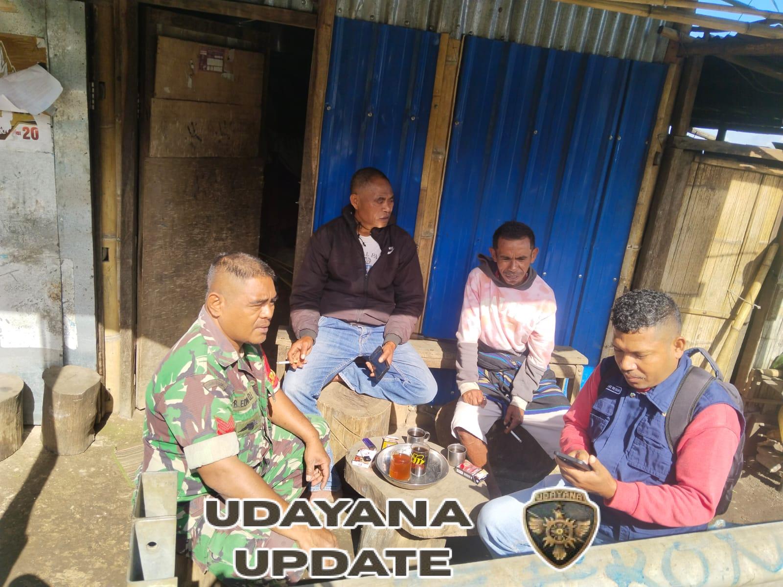 Babinsa Koramil 1602-03/Detusoko Lakukan Komsos dan Pemantauan Wilayah di Desa Wologai Timur