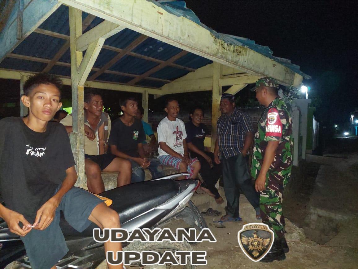 Patroli Malam Babinsa Desa Diha Hasilkan Lingkungan Aman dan Damai