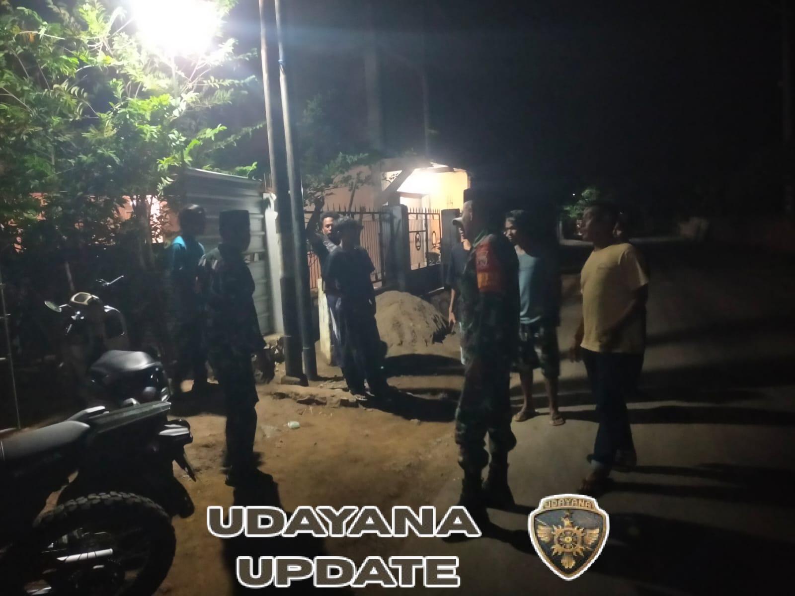 Babinsa Lanta dan Anggota Koramil 1608-03/Sape Gelar Patroli Siskamling Cegah Kebakaran di Musim Panas