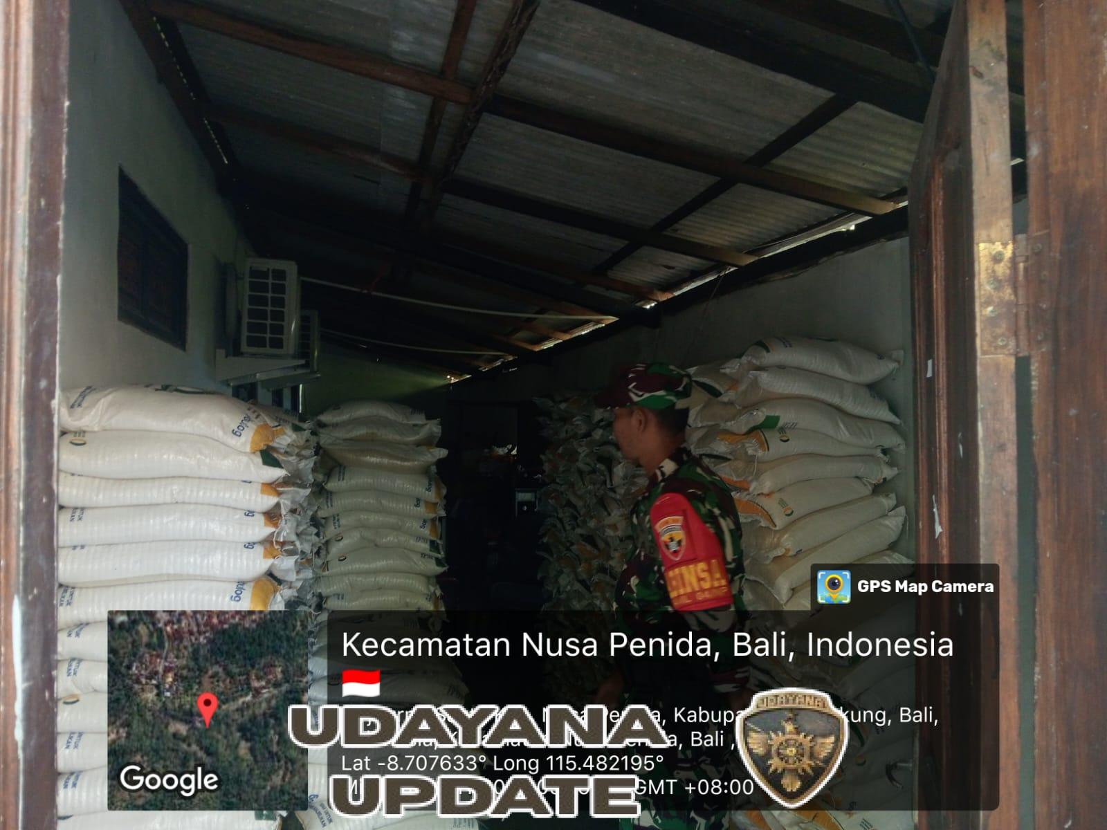 Babinsa Sakti Kawal Distribusi PBP Beras, Pastikan Berjalan Lancar