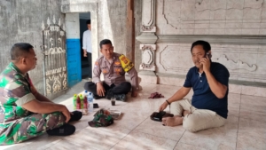 Perkuat Sinergi, Aparat Kewilayahan Seririt Laksanakan KOMSOS di SPPG Jana Kerthi Bali