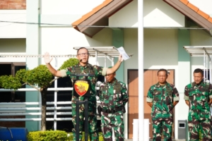 Kodam IX/Udayana Gelar Upacara 17-an, Danrem 163/WSA Bacakan Amanat Kasad TNI AD