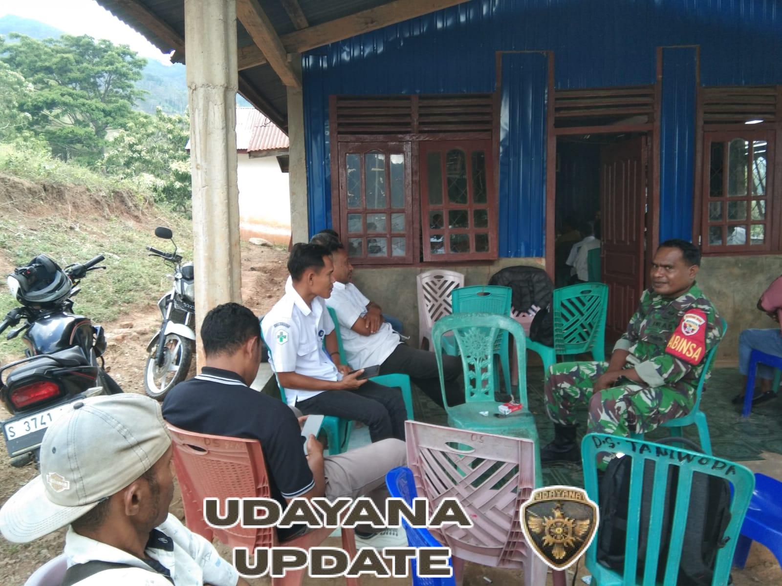 Babinsa Koramil 1602-03/Detusoko Perkuat Silaturahmi dan Komsos Bersama Warga Tanalanggi