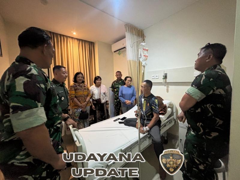 Dandim 1626/Bangli Pimpin Upacara Bendera 17-an Bulanan di Lapangan Makodim