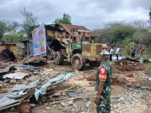 Sinergi Aparat Penkase Oeleta Sukseskan Eksekusi Lahan Resmi