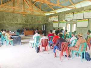 Wujudkan Kemanunggalan TNI-Rakyat, Koramil 1630-01/Komodo Kawal Musdes Pembangunan Desa Beo Sepang