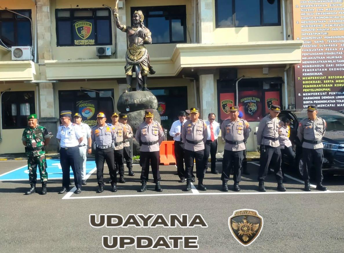Apel Gelar Pasukan TNI-Polri dalam Operasi Zebra Agung 2025 di Lapangan Polres Badung
