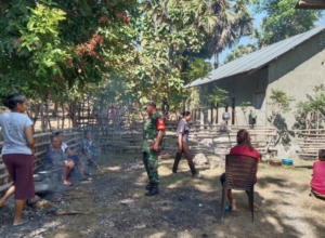 Babinsa Batutua Laksanakan Komsos dan Pemantauan Wilayah Binaan di Desa Lentera