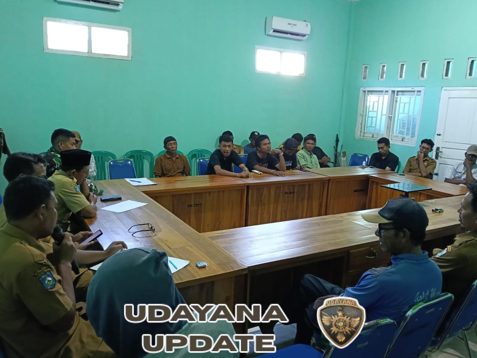 Babinsa Koramil 1628-01 Taliwang Hadiri Rapat Pembubaran Panitia Kades Cup III Desa Sermong