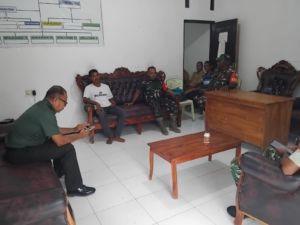 Babinsa Taloetan Dampingi Pasiterdim Survei Lahan Pembangunan Koperasi