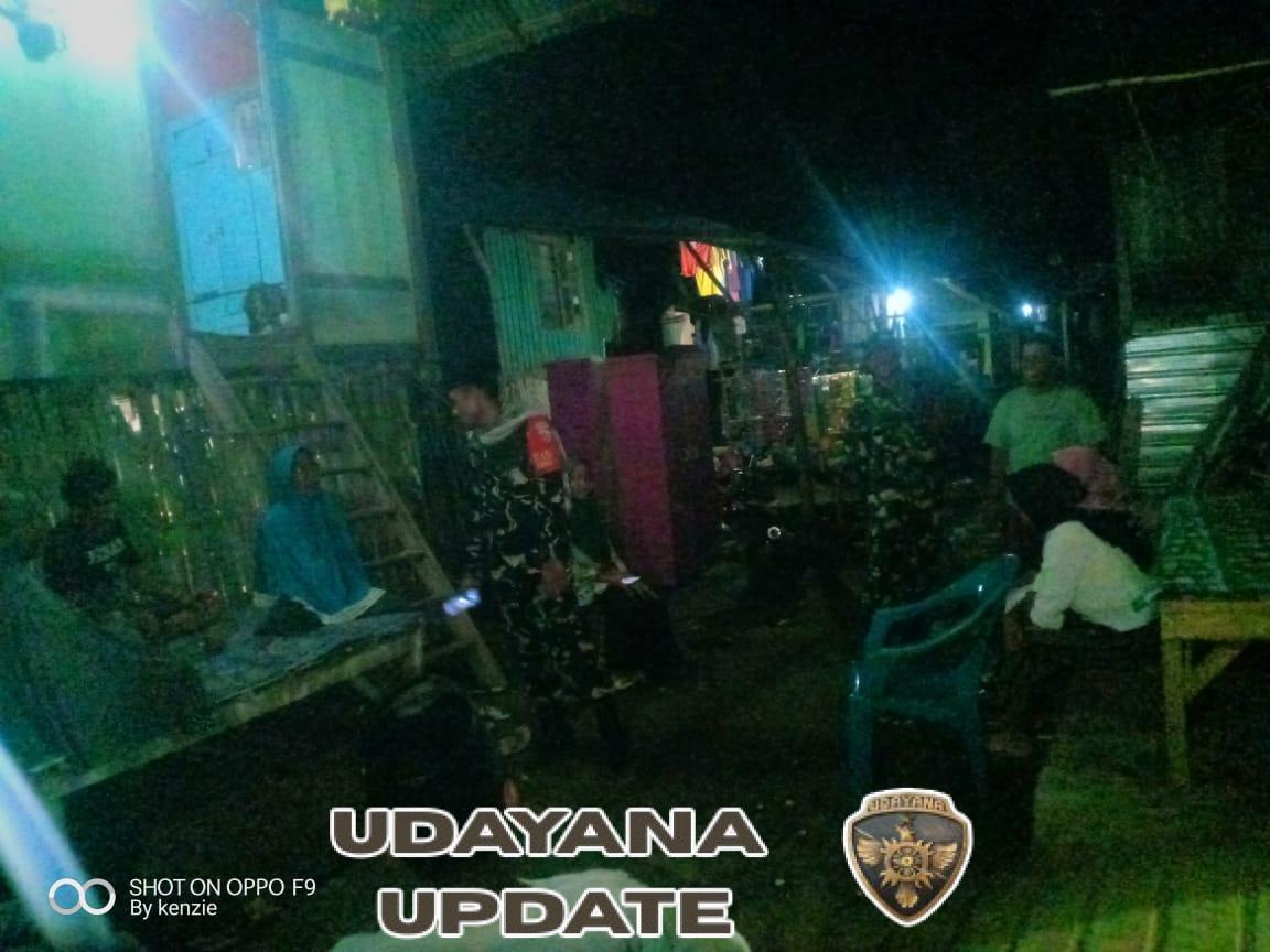 Serka Sahlan Babinsa Desa Rai Oi Pimpin Patroli Siskamling untuk Jaga Keamanan Wilayah