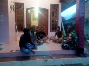 Babinsa Koramil 1608-06/Wawo Gelar Patroli Siskamling di Beberapa Desa, Jaga Keamanan dan Ketertiban