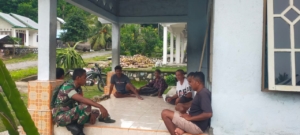 Babinsa Ramil 1602-01/Ende Intensifkan Monitoring dan Komsos di Desa Sanggaroro