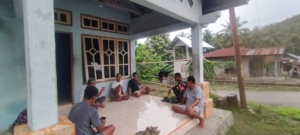 Babinsa Ramil 1602-01/Ende Intensifkan Monitoring dan Komsos di Desa Sanggaroro