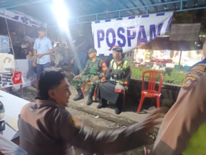 Babinsa Pergung Kawal Ketat 2.000 Pengunjung Pasar Adat Jelang Galungan