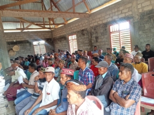 Warga Antusias Ikuti Pelatihan Literasi Keuangan Bersama Babinsa Koramil 1612-05/Satar Mese