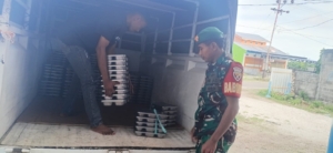 SMA 1 Lobalain Jadi Penerima Terbanyak, Program MBG Berjalan Lancar dengan Pengawalan Babinsa