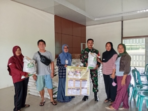 Babinsa Desa Kokarlian Dampingi Penyaluran Banpang Tahap I Tahun 2025