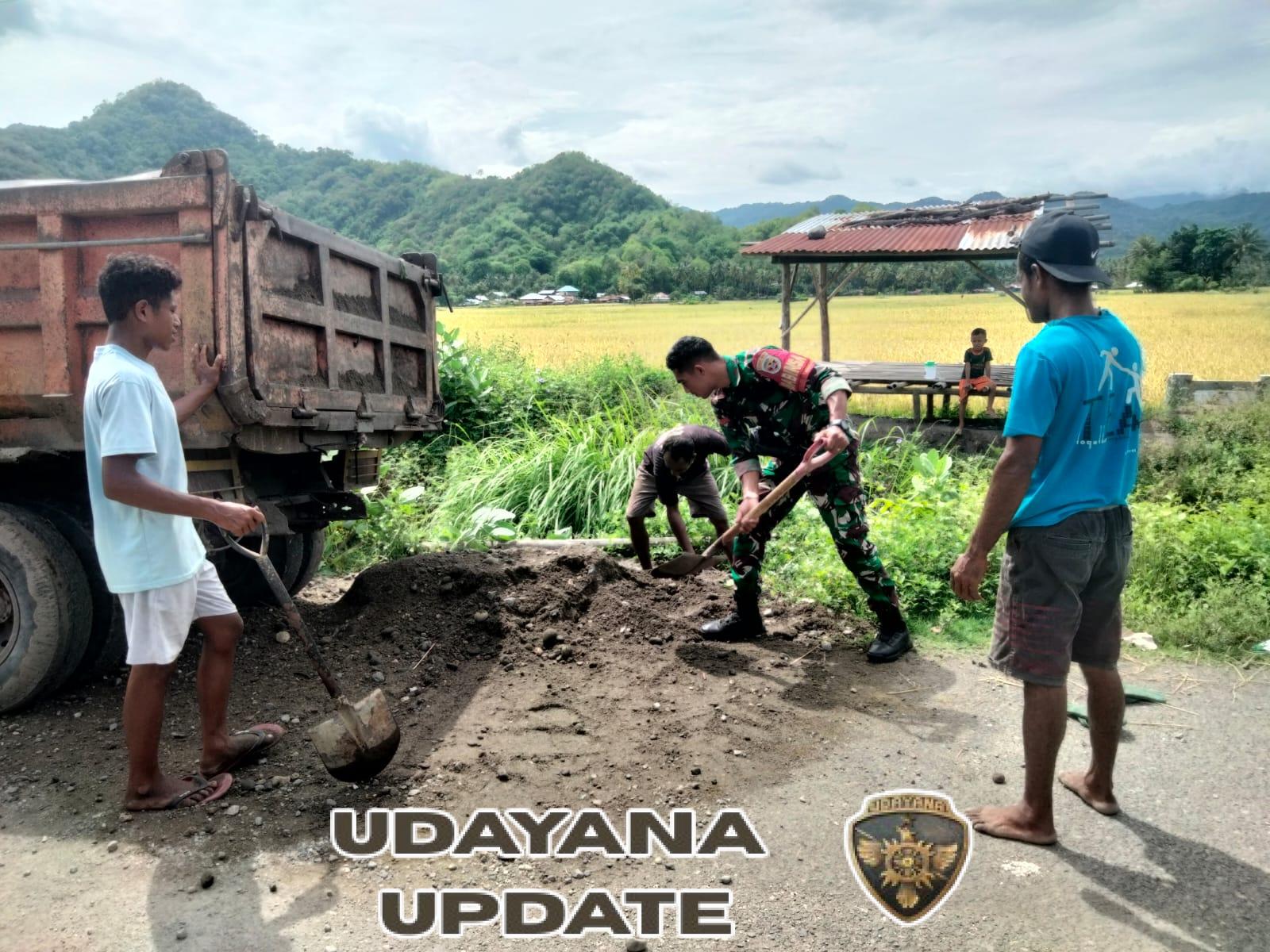 Sinergi TNI dan Masyarakat, Karya Bakti Babinsa di Desa Otogedu Berjalan Lancar