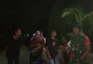 ‎Babinsa Gadung Mas Ajak Warga Jaga Kesehatan di Tengah Cuaca Tak Menentu