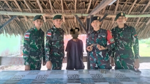 Warga Serahkan Pistol Rakitan, Pos Nunura Satgas Pamtas Kembali Bukukan Keberhasilan Binter Humanis