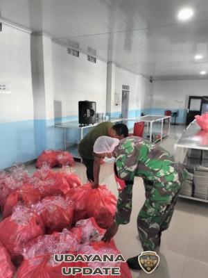 Pendampingan Babinsa Koramil 1627-02/Pantai Baru pada Program Pemberian Makanan Sehat Bergizi