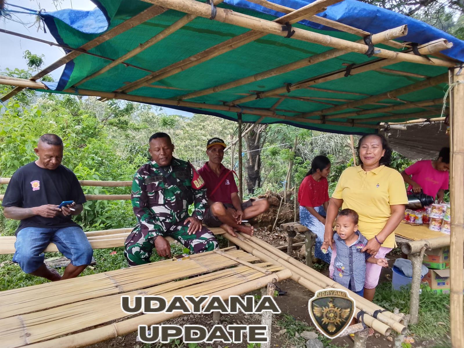 Babinsa Koramil 1602-02/Wolowaru Tingkatkan Kamtibmas melalui Komsos dan Pamwil di Desa Lise Puu