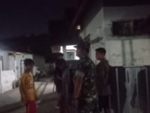 Babinsa Koramil 1628-05/Jereweh Gelar Patroli Malam Jaga Kondusivitas Wilayah