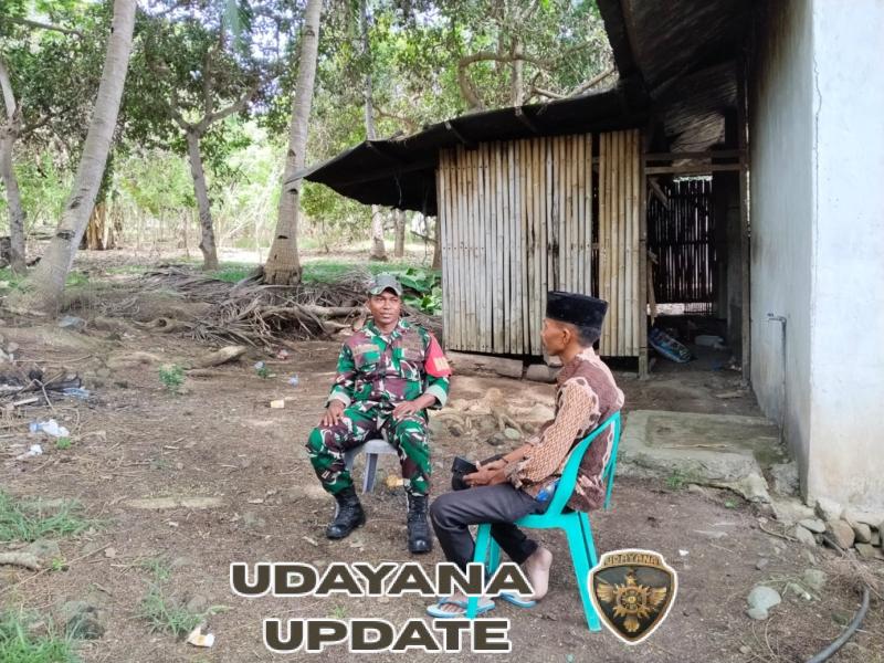 Babinsa Koramil 1602-02/Wolowaru Gelar Komsos dan Pamwil di Desa RateMangga