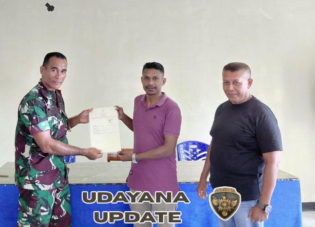 Babinsa Pasir Panjang Hadiri Penyerahan Sertifikat PTSL Kepada Warga