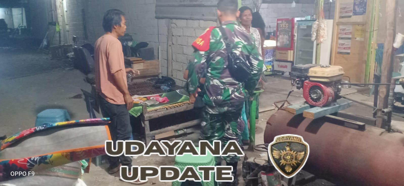 PiketKoramil 1628-02/Sekongkang Laksanakan Patroli Malam, Tingkatkan Kewaspadaan Masyarakat