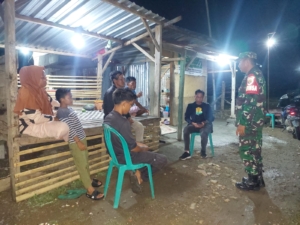 Serma Edi Sumardi Pimpin Patroli Siskamling, Ciptakan Rasa Aman di Kabupaten Bima