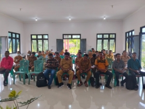 Lokakarya Lintas Sektor Puskesmas Oelaba: Babinsa Titip Pesan Soal Kinerja Nakes