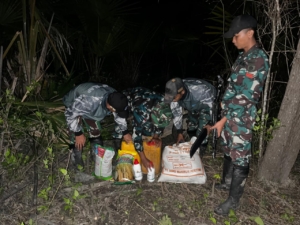 Amankan Tapal Batas, Satgas Pamtas Yonarhanud 2 Kostrad Gagalkan Kembali Upaya Penyelundupan Barang Ilegal di Perbatasan