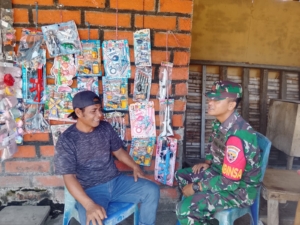 Babinsa Koramil 1602-02 Wolowaru Laksanakan Komsos dan Pamwil di Desa Nakambara