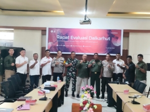Mayor Inf Sambudi Hadiri Rapat Evaluasi Dalkarhut di Balai Taman Nasional Matalawa