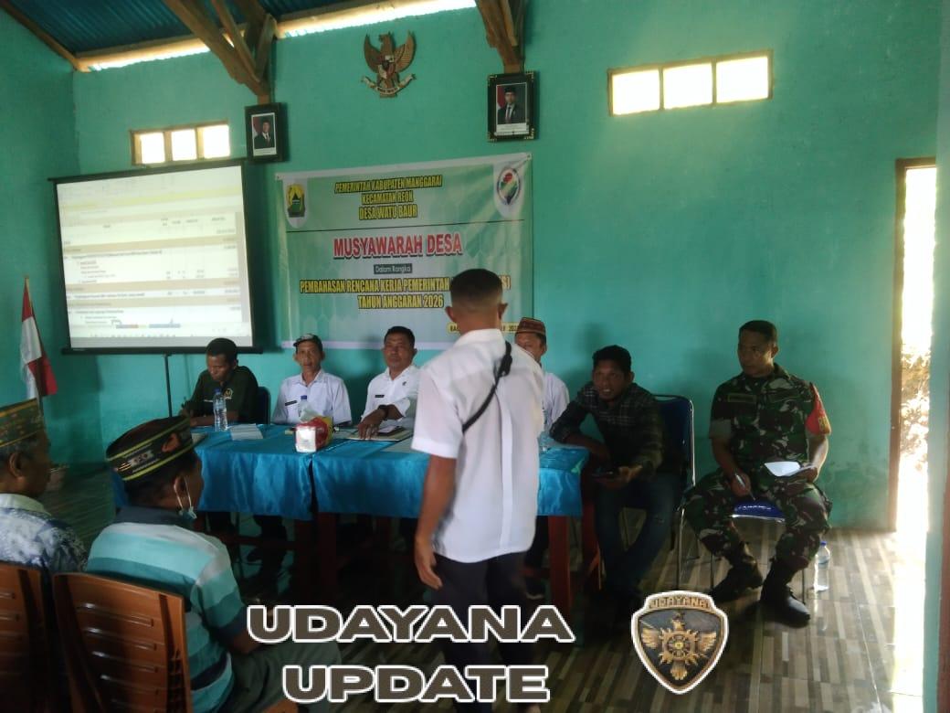 babinsa Sertu Kuslana Hadiri RKPDES dan Rembuk Stunting 2026 di Watu Baur