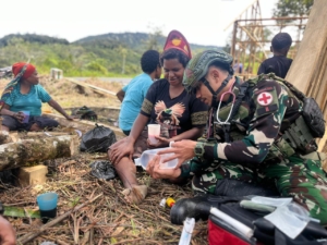 Free Medical Care Satgas Yonif 743/PSY, Sentuhan Kesehatan untuk Masyarakat Pegunungan Papua