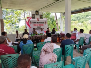 Camat Ndori dan Babinsa Kawal Rapat Koordinasi Lintas Sektor Tingkat Kecamatan